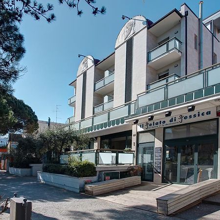 Hotel Zeus Cesenatico Luaran gambar
