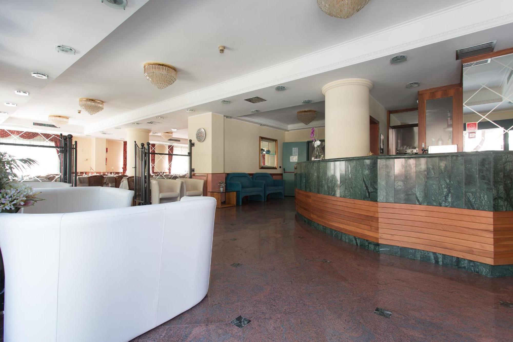 Hotel Zeus Cesenatico Luaran gambar