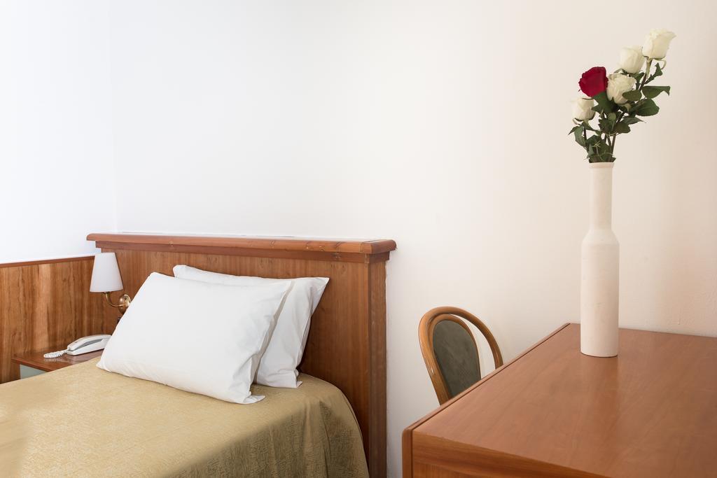Hotel Zeus Cesenatico Luaran gambar